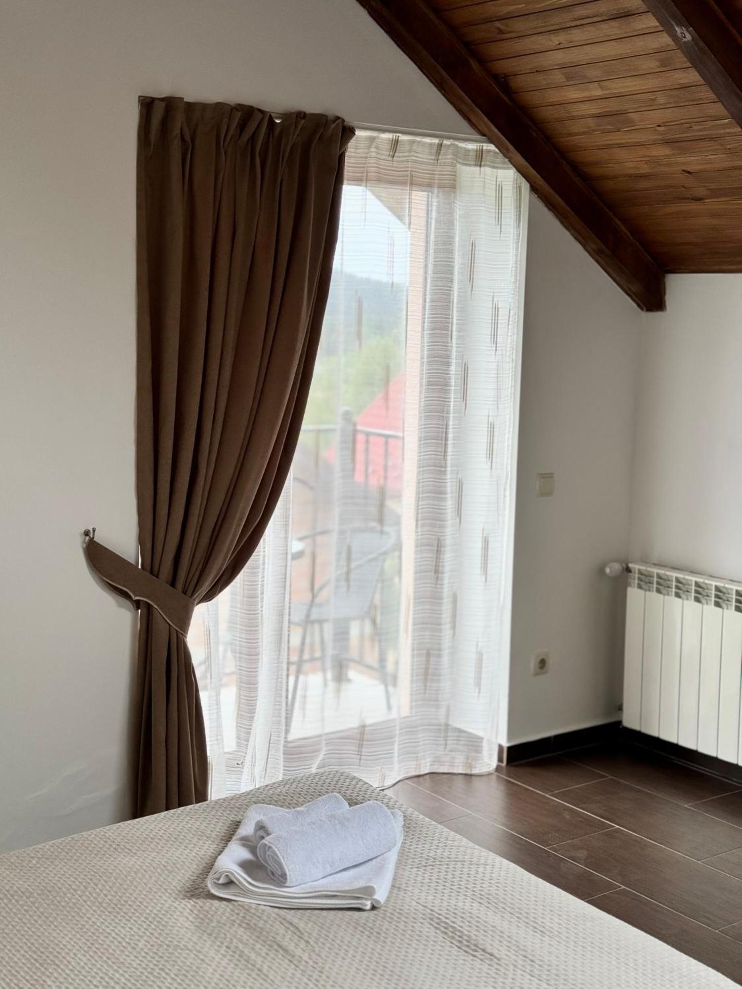 Villa Alessia Skhidnytsia Kültér fotó