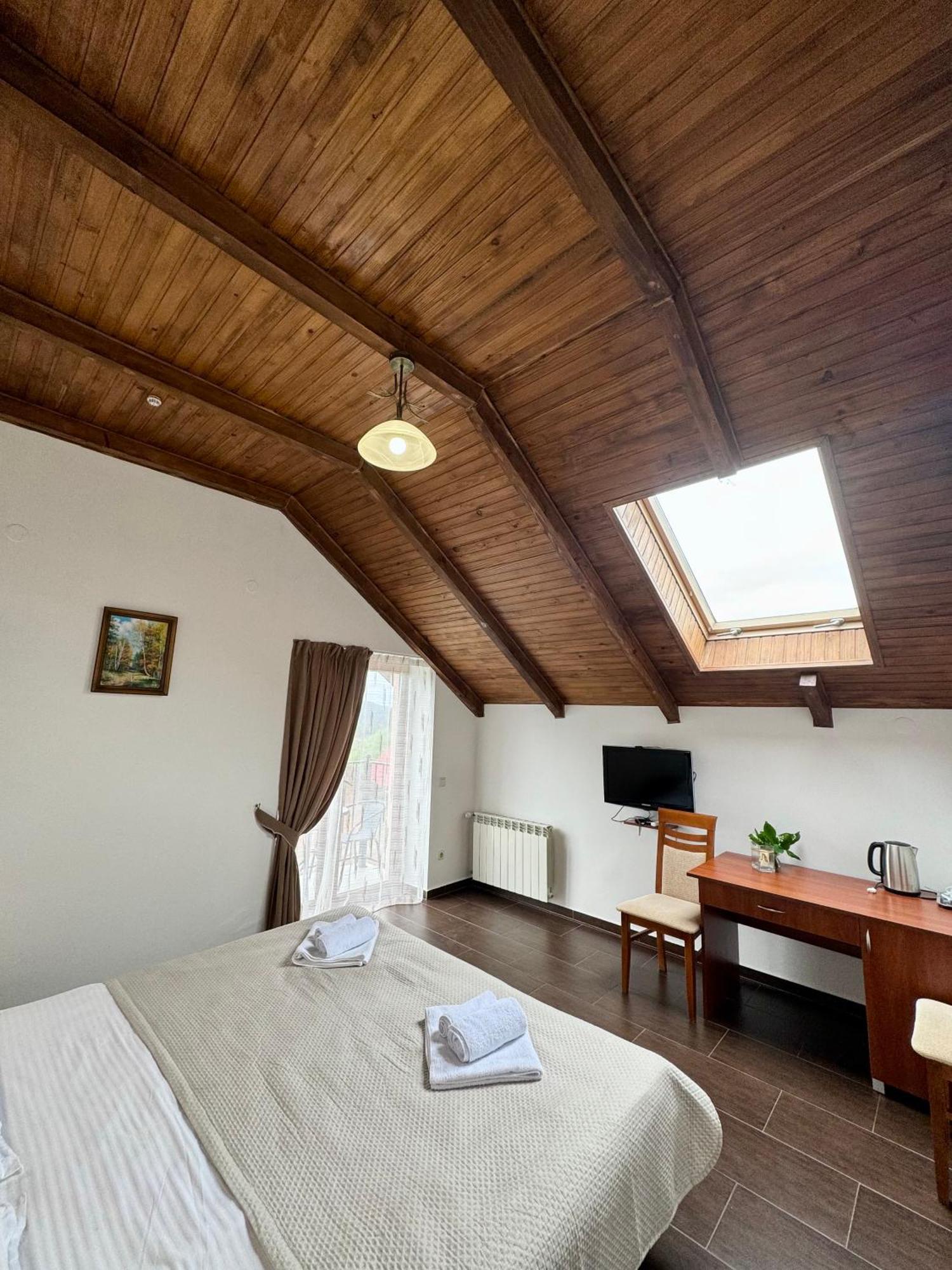 Villa Alessia Skhidnytsia Kültér fotó